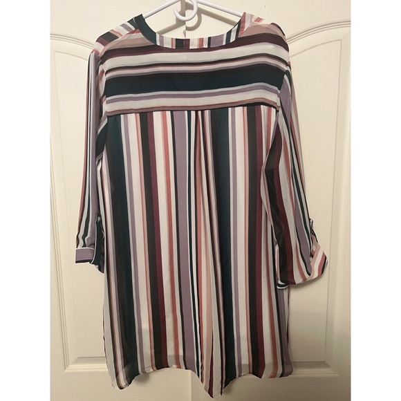 Sheer dress blouse - Picture 2 of 2